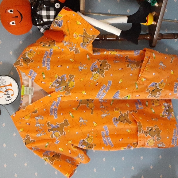 Scrub top - Picture 1 of 7